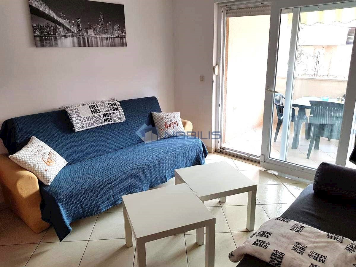 Apartment Zu verkaufen - LIČKO-SENJSKA  NOVALJA 