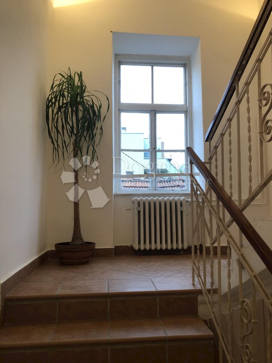 Apartmán Na predaj - GRAD ZAGREB  ZAGREB 