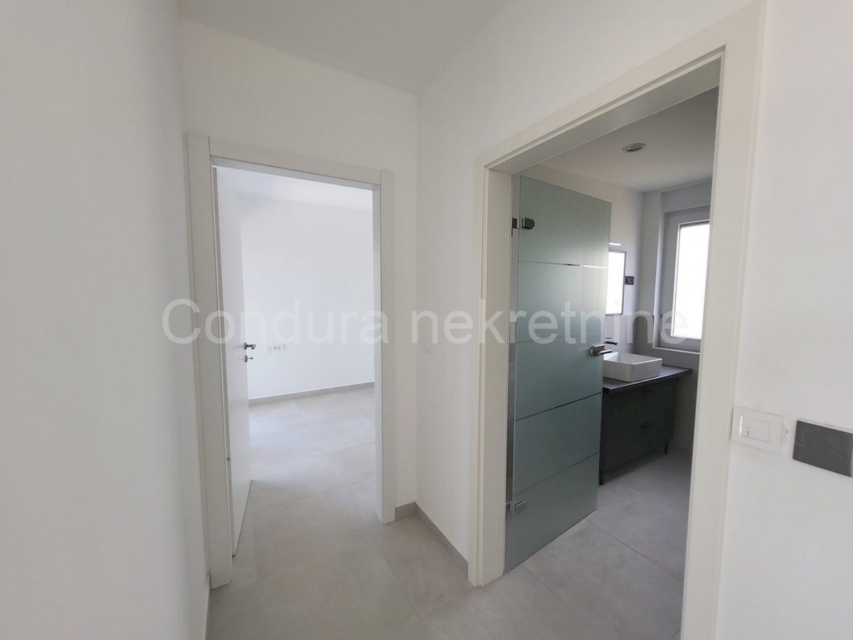 Flat For sale - ZADARSKA  JASENICE 