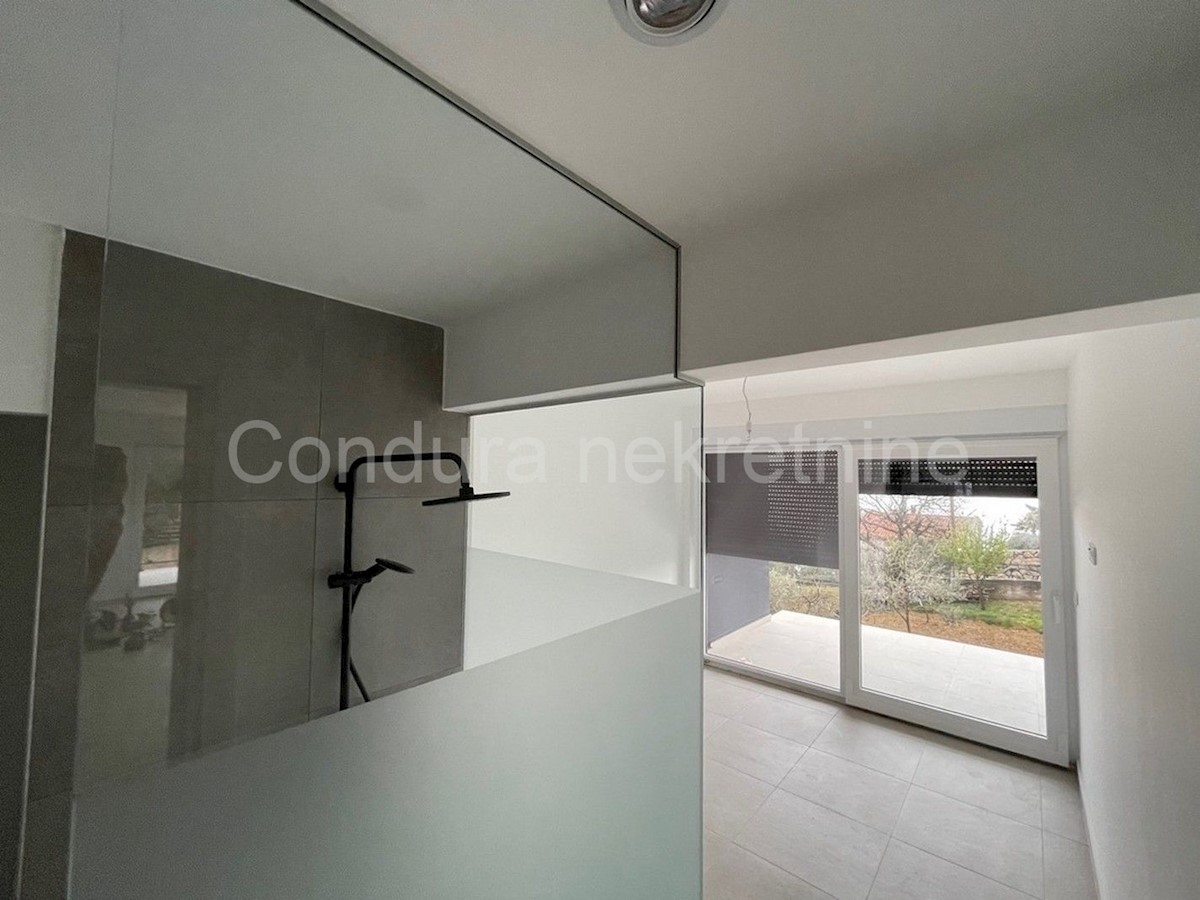 Flat For sale - ZADARSKA  JASENICE 