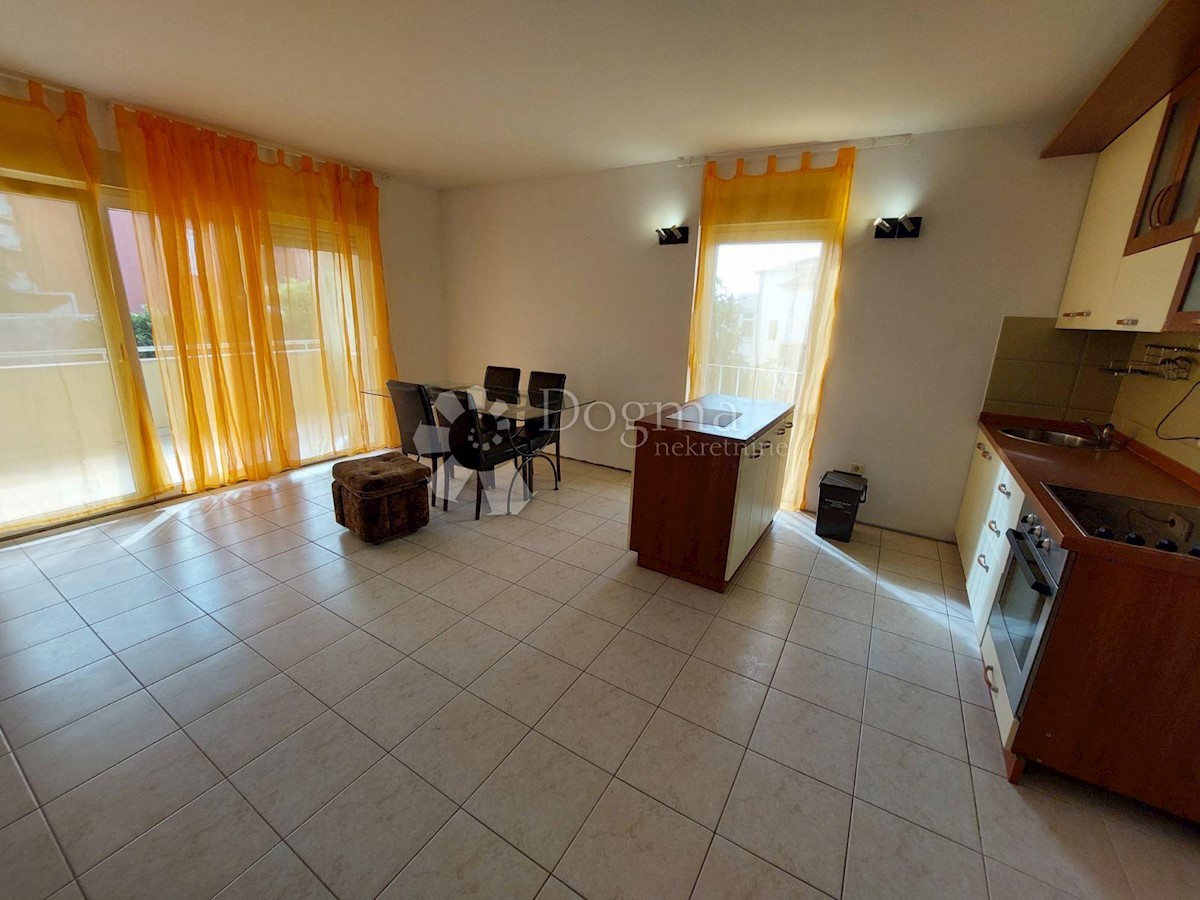 Apartmán Na predaj - PRIMORSKO-GORANSKA  KRK 