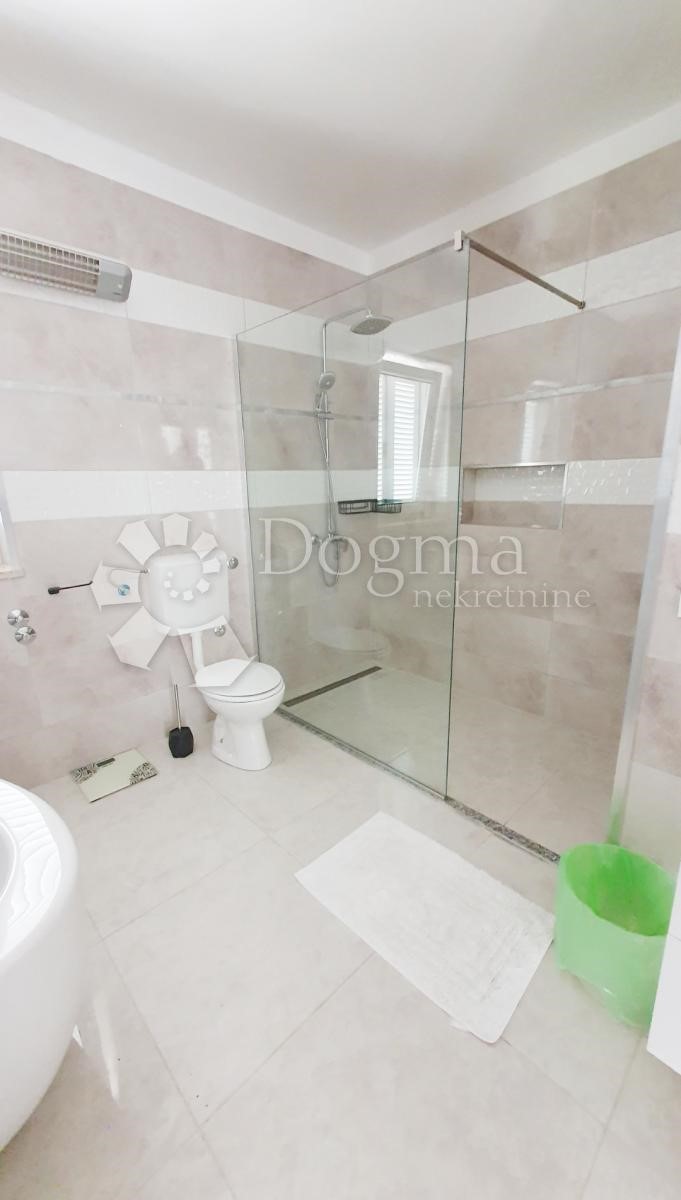 Apartma Za najem - PRIMORSKO-GORANSKA  OPATIJA 