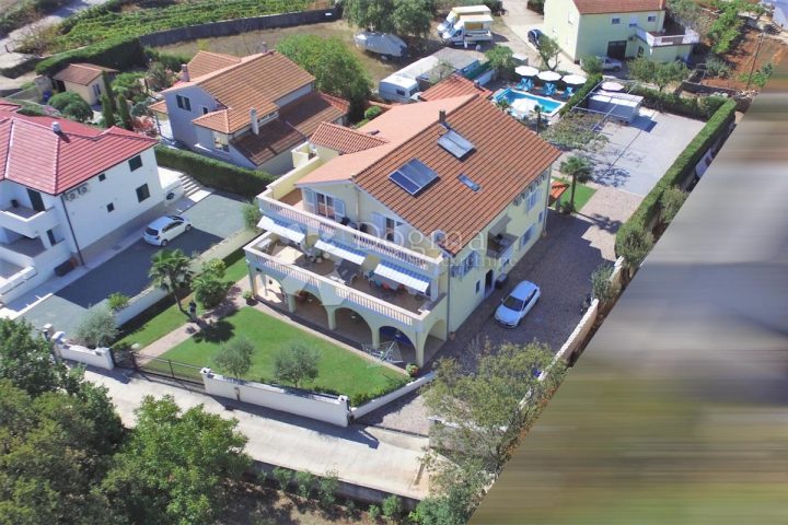 House for sale 681 m² – Sveti Anton