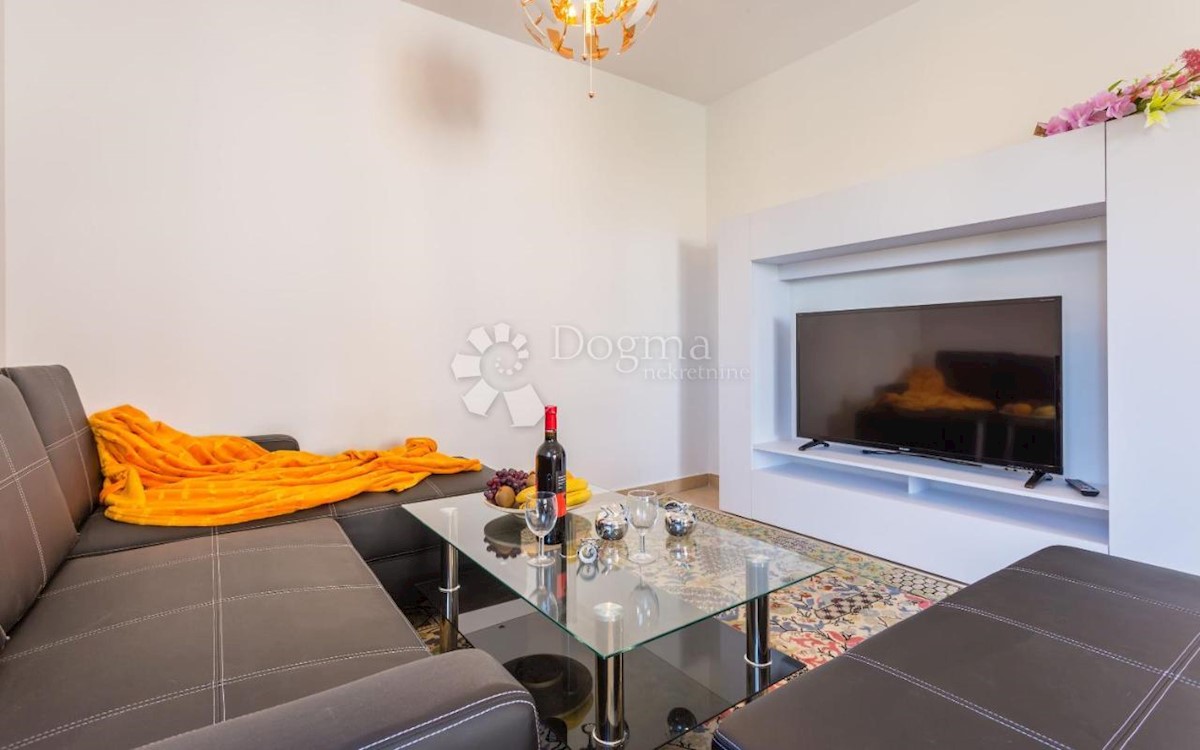 Apartment Zu verkaufen - PRIMORSKO-GORANSKA  KRK 