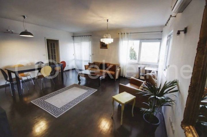 Apartmán na prenájom 87 m² – Varoš