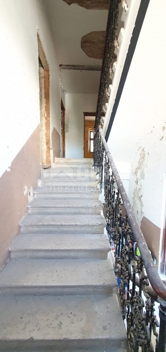 Kuća Na prodaju - ISTARSKA PULA