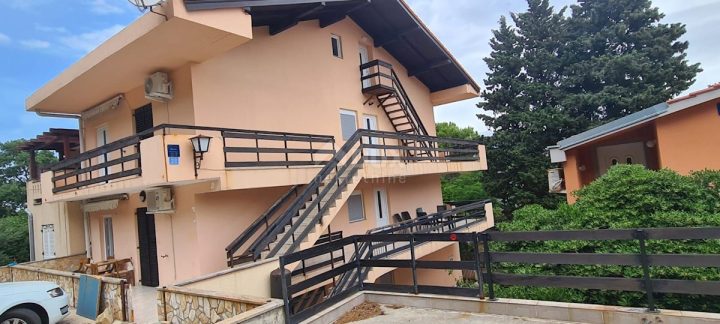 Hiša Naprodaj - Zadarska Pag - foto 2/26