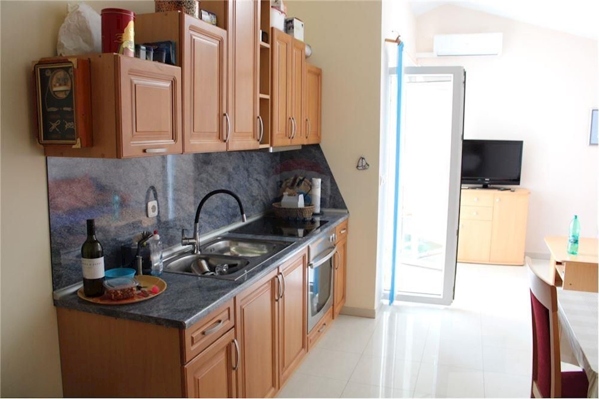 Flat For sale - LIČKO-SENJSKA  NOVALJA 