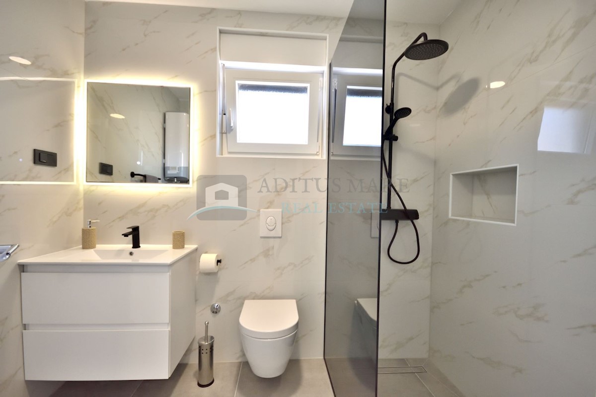 House For sale - ŠIBENSKO-KNINSKA  VODICE 