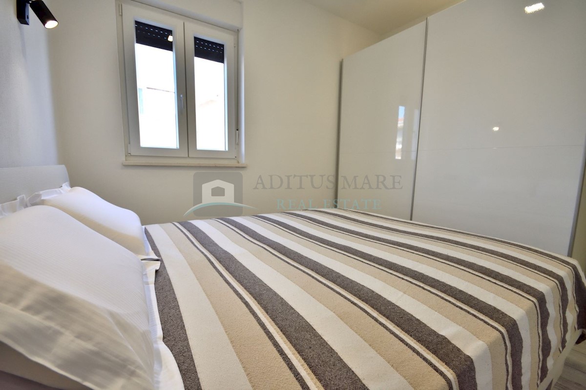 House For sale - ŠIBENSKO-KNINSKA  VODICE 