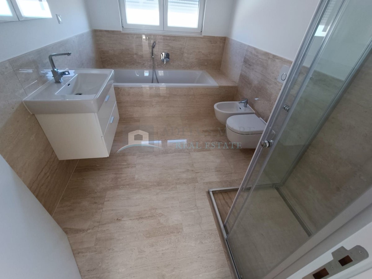 Maison À vendre - ŠIBENSKO-KNINSKA  Vodice