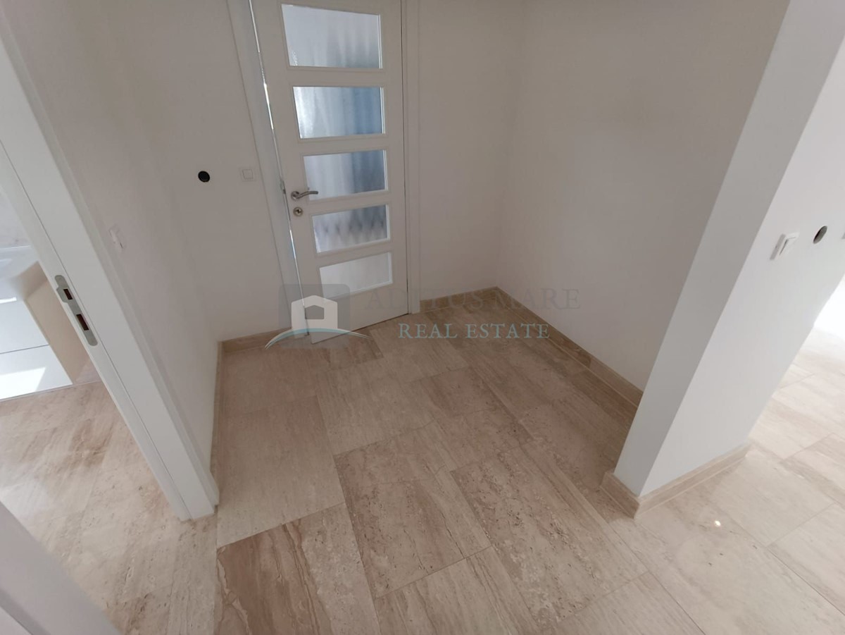 House For sale - ŠIBENSKO-KNINSKA  VODICE 
