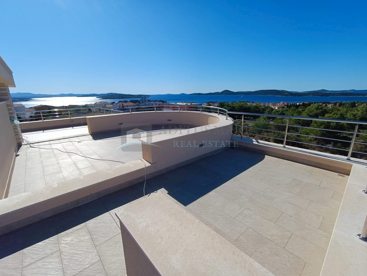 House For sale - ŠIBENSKO-KNINSKA  VODICE 
