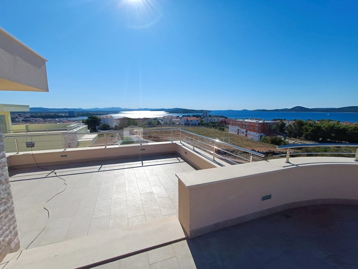 House For sale - ŠIBENSKO-KNINSKA  VODICE 
