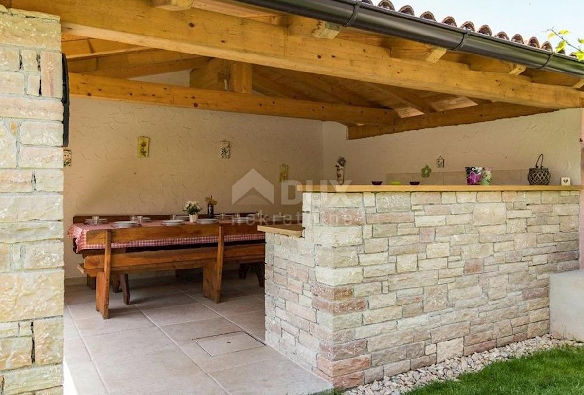 Kuća Na prodaju - ISTARSKA SVETVINČENAT