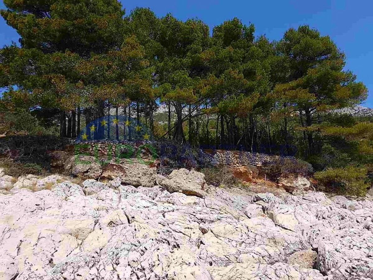 Land For sale - SPLITSKO-DALMATINSKA  HVAR 