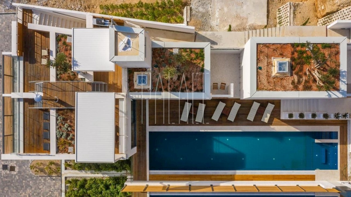 Haus Zu verkaufen - SPLITSKO-DALMATINSKA  OMIŠ 