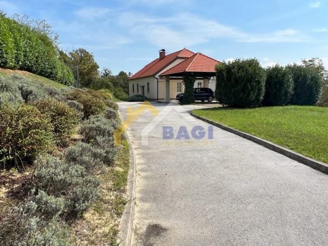 Haus zu vermieten 360 m² – Veliko Trgovišće