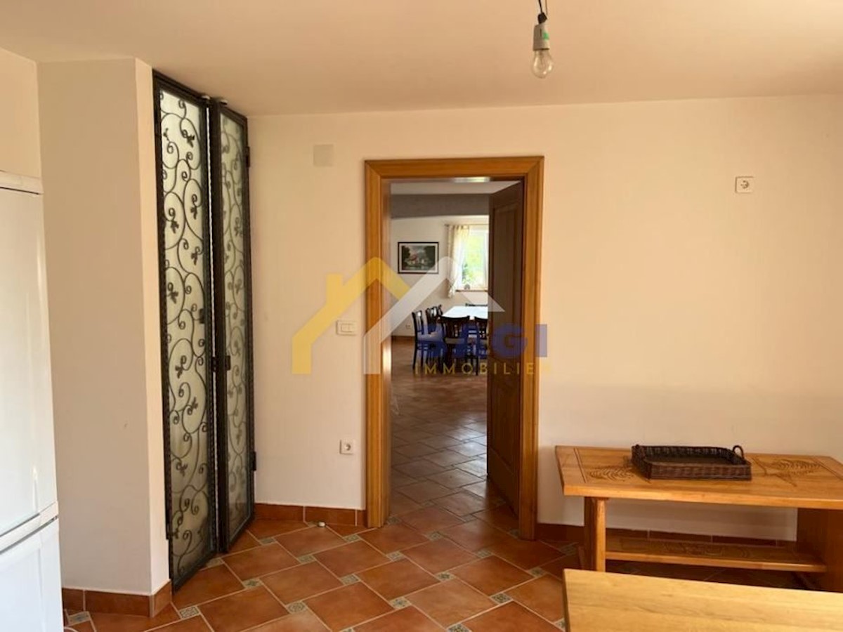 House For rent - KRAPINSKO-ZAGORSKA  VELIKO TRGOVIŠĆE 