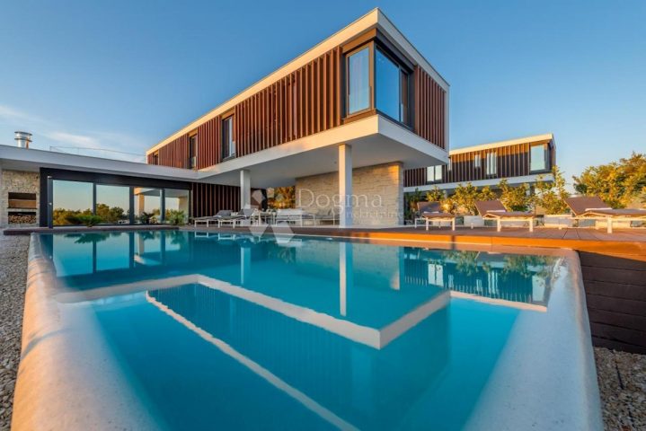 Casa in vendita 272 m² – Primošten