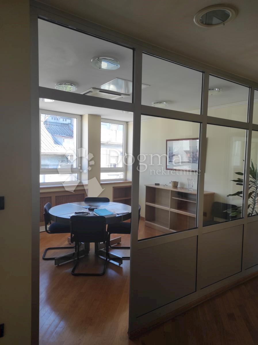 Business premises For rent