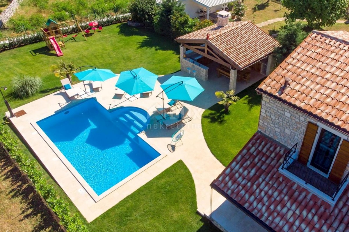 Kuća Na prodaju - ISTARSKA SVETVINČENAT
