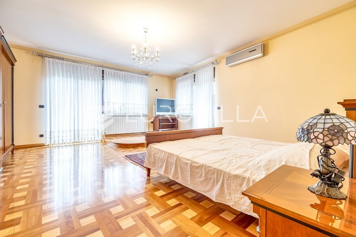 House For sale - GRAD ZAGREB  ZAGREB 