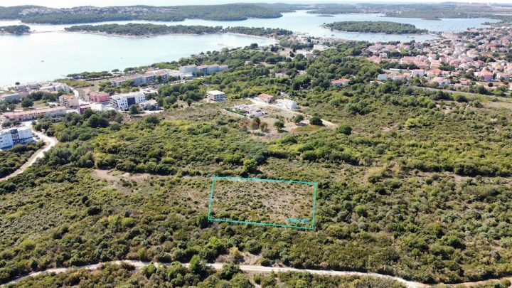 Zemljište na prodaju 3445 m² – Medulin