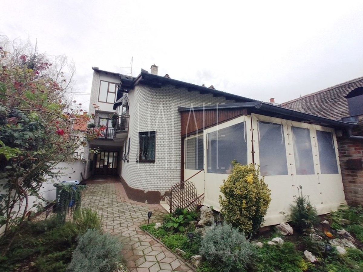 Maison À vendre - OSJEČKO-BARANJSKA  OSIJEK 