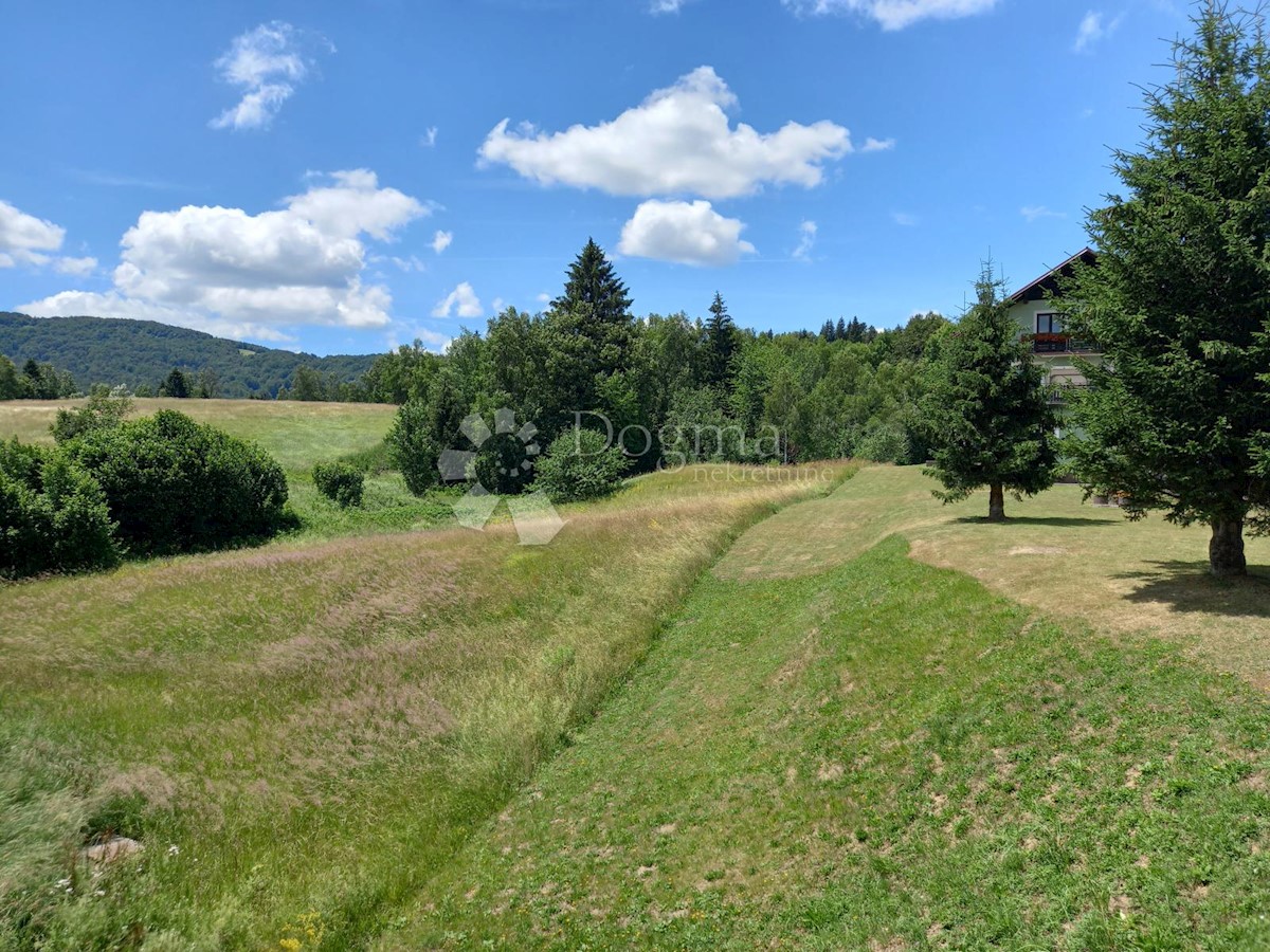 Zemljište Na prodaju - PRIMORSKO-GORANSKA  RAVNA GORA 