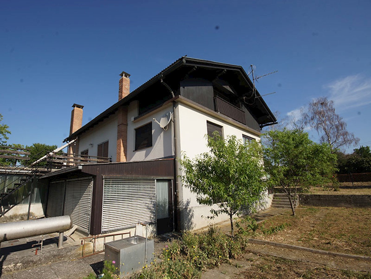 Dom Na predaj - ZAGREBAČKA  SAMOBOR 