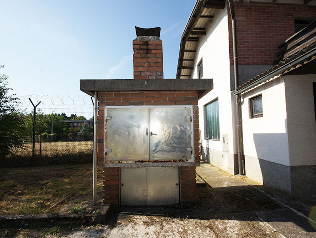 Haus Zu verkaufen - ZAGREBAČKA  SAMOBOR 