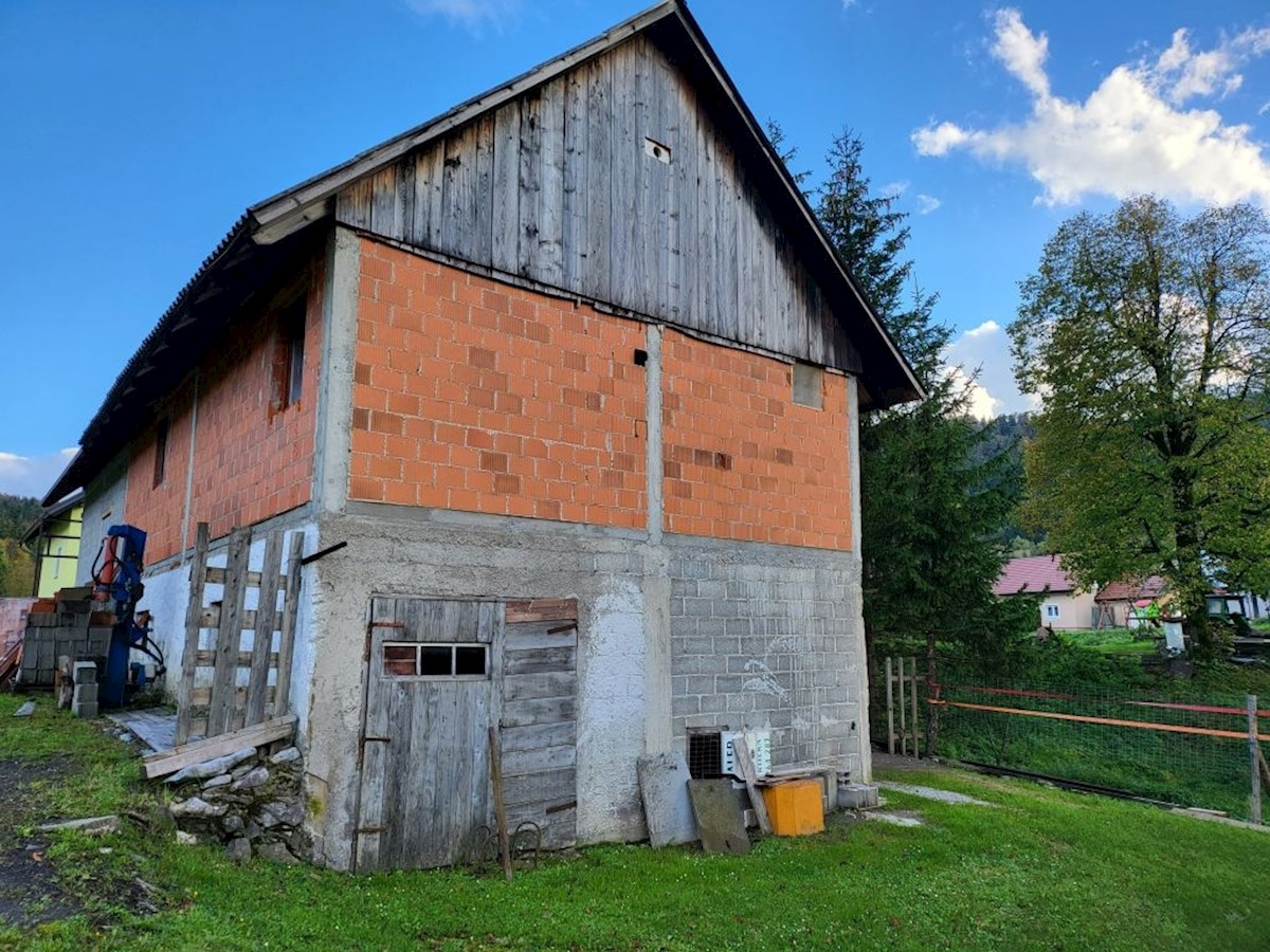 Haus Zu verkaufen - PRIMORSKO-GORANSKA  RAVNA GORA 