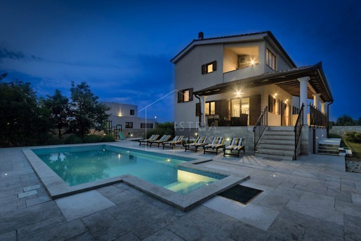 Maison À vendre - Istarska Svetvinčenat - foto 2/32