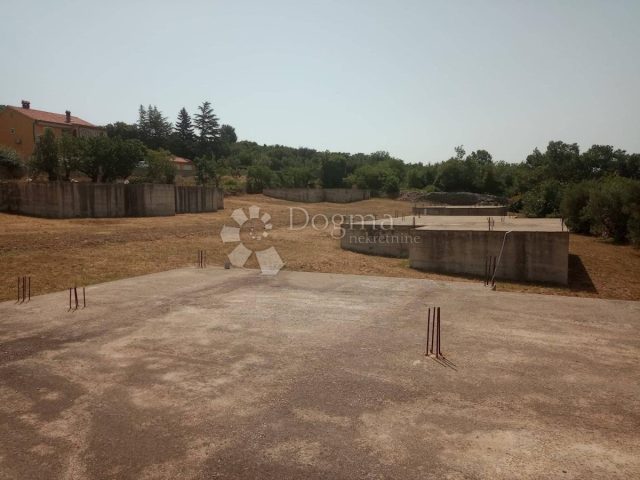 Land for sale 9658 m² – Labin