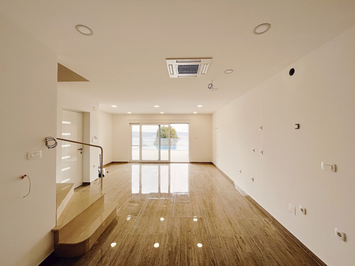 Apartmán Na prodej - PRIMORSKO-GORANSKA  CRIKVENICA 