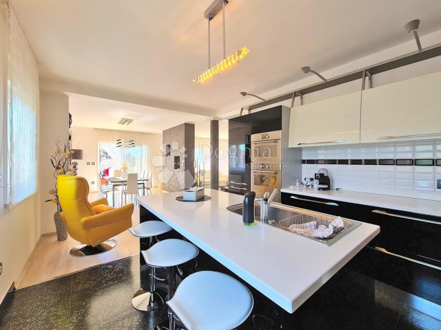 House For sale - Primorsko-goranska Rijeka - foto 2/26