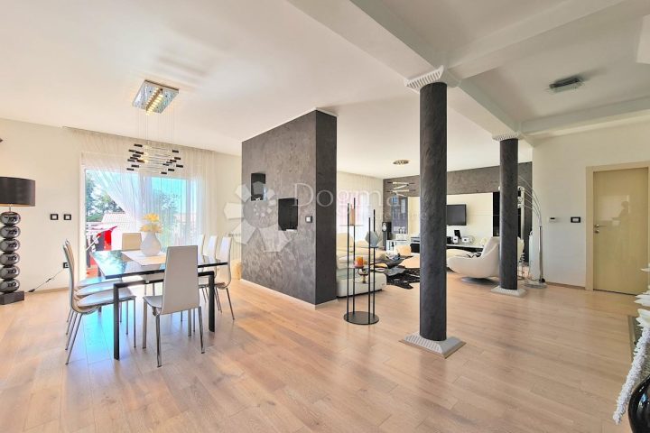 House For sale - Primorsko-goranska Rijeka - foto 4/26