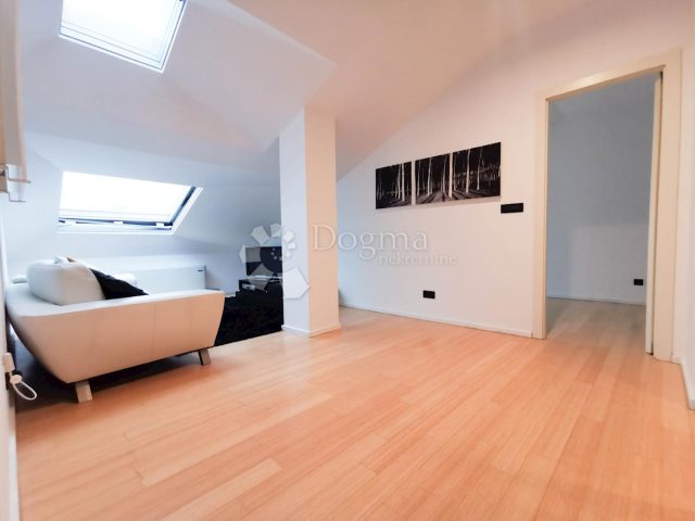 Appartamento da affittare 89 m² – Rijeka