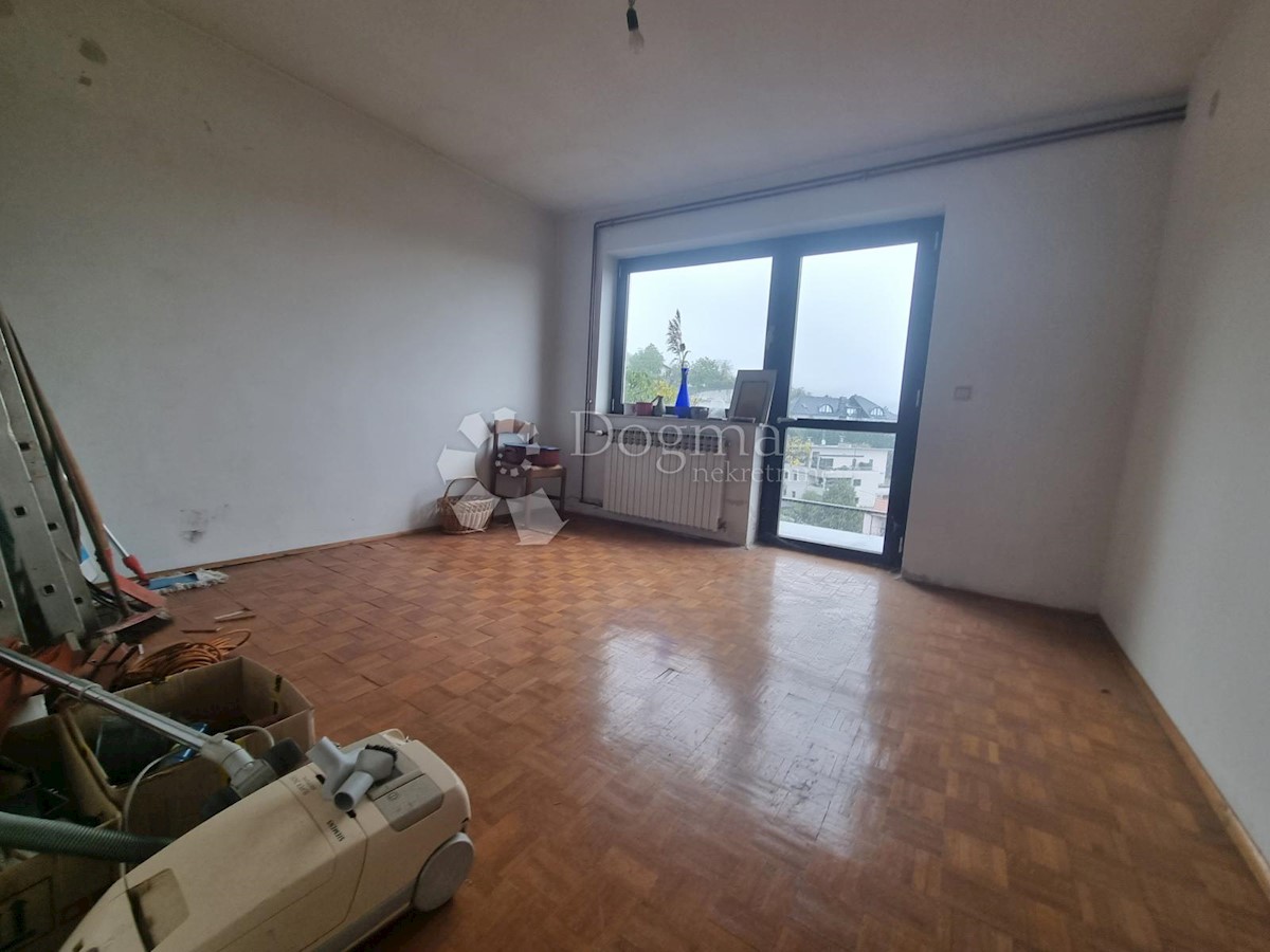 Hiša Na predaj - GRAD ZAGREB  ZAGREB 