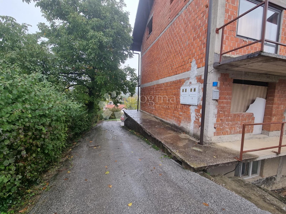 Hiša Na predaj - GRAD ZAGREB  ZAGREB 