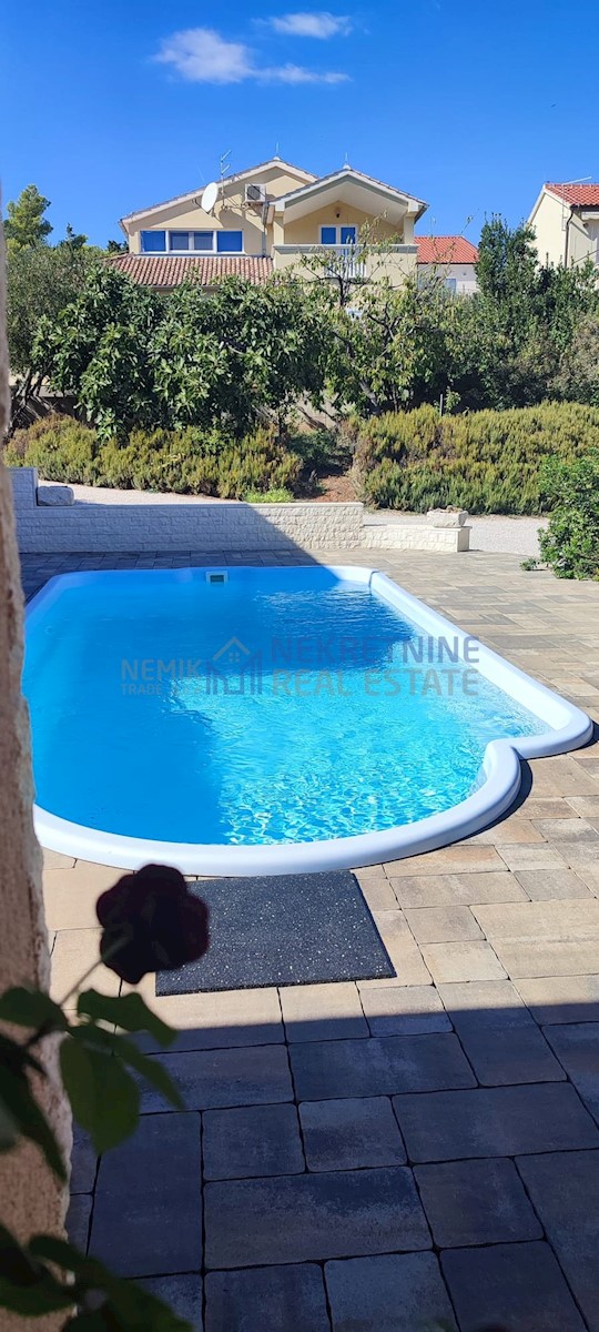 Dům Na prodej - ŠIBENSKO-KNINSKA  VODICE 