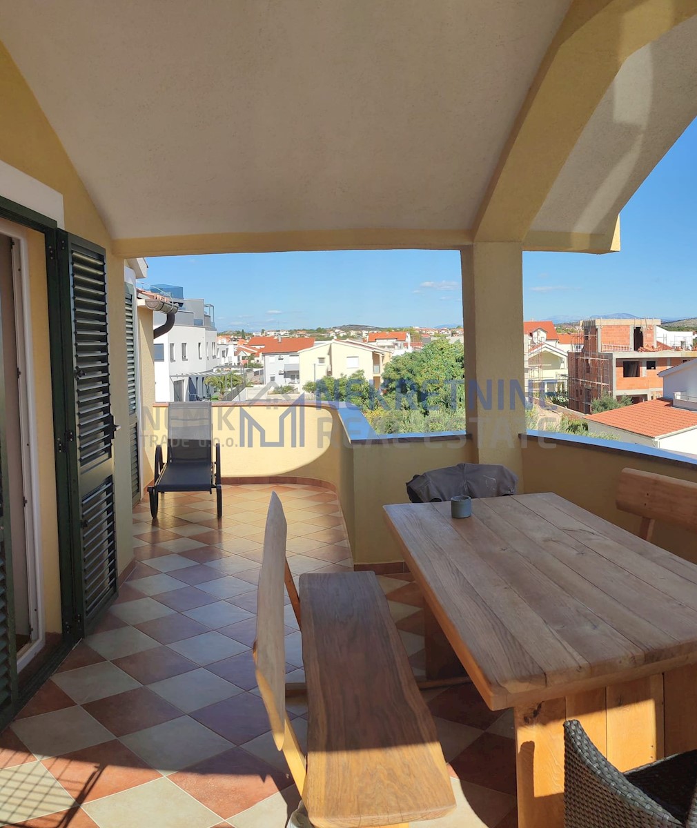 Dům Na prodej - ŠIBENSKO-KNINSKA  VODICE 