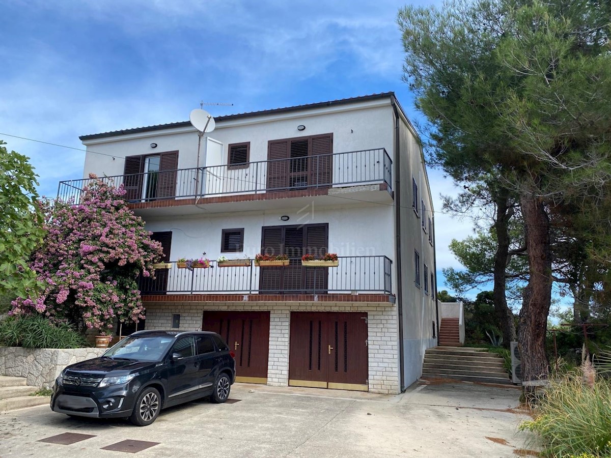 House For sale - PRIMORSKO-GORANSKA  MALI LOŠINJ 