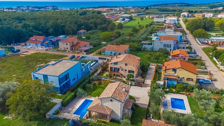 Kuća na prodaju 370 m² – Novigrad