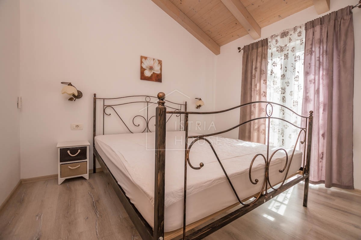 House For sale - ISTARSKA NOVIGRAD