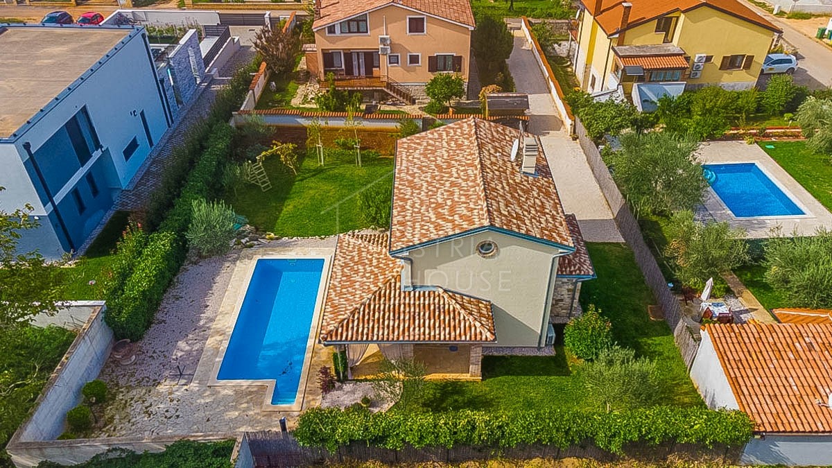 House For sale - ISTARSKA NOVIGRAD