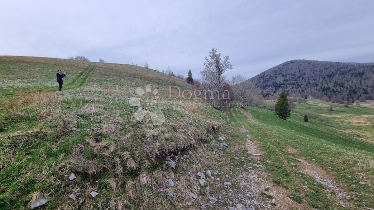 Parcela Naprodaj - PRIMORSKO-GORANSKA  Mrkopalj