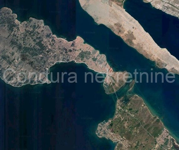 Zemljište na prodaju 1394 m² – Vir