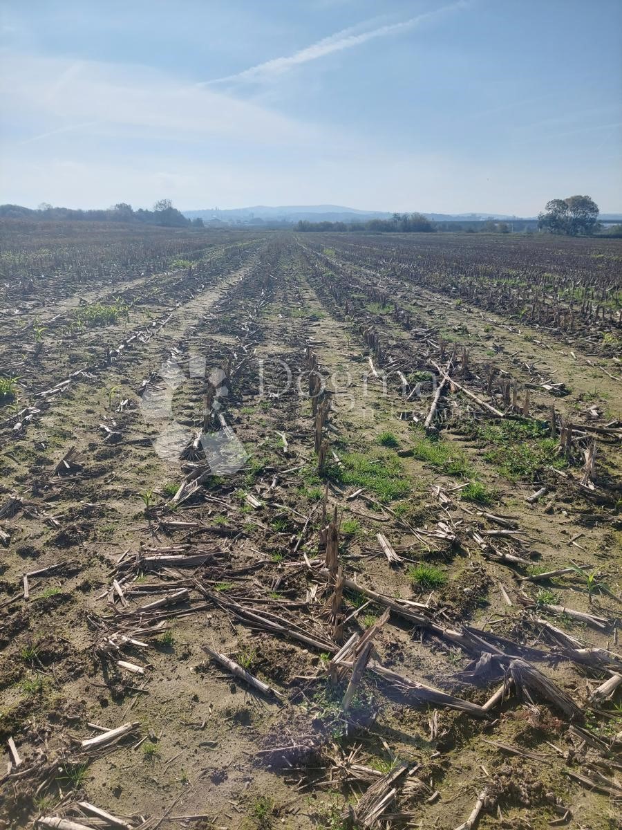 Zemljište Na prodaju - VARAŽDINSKA  VARAŽDIN 